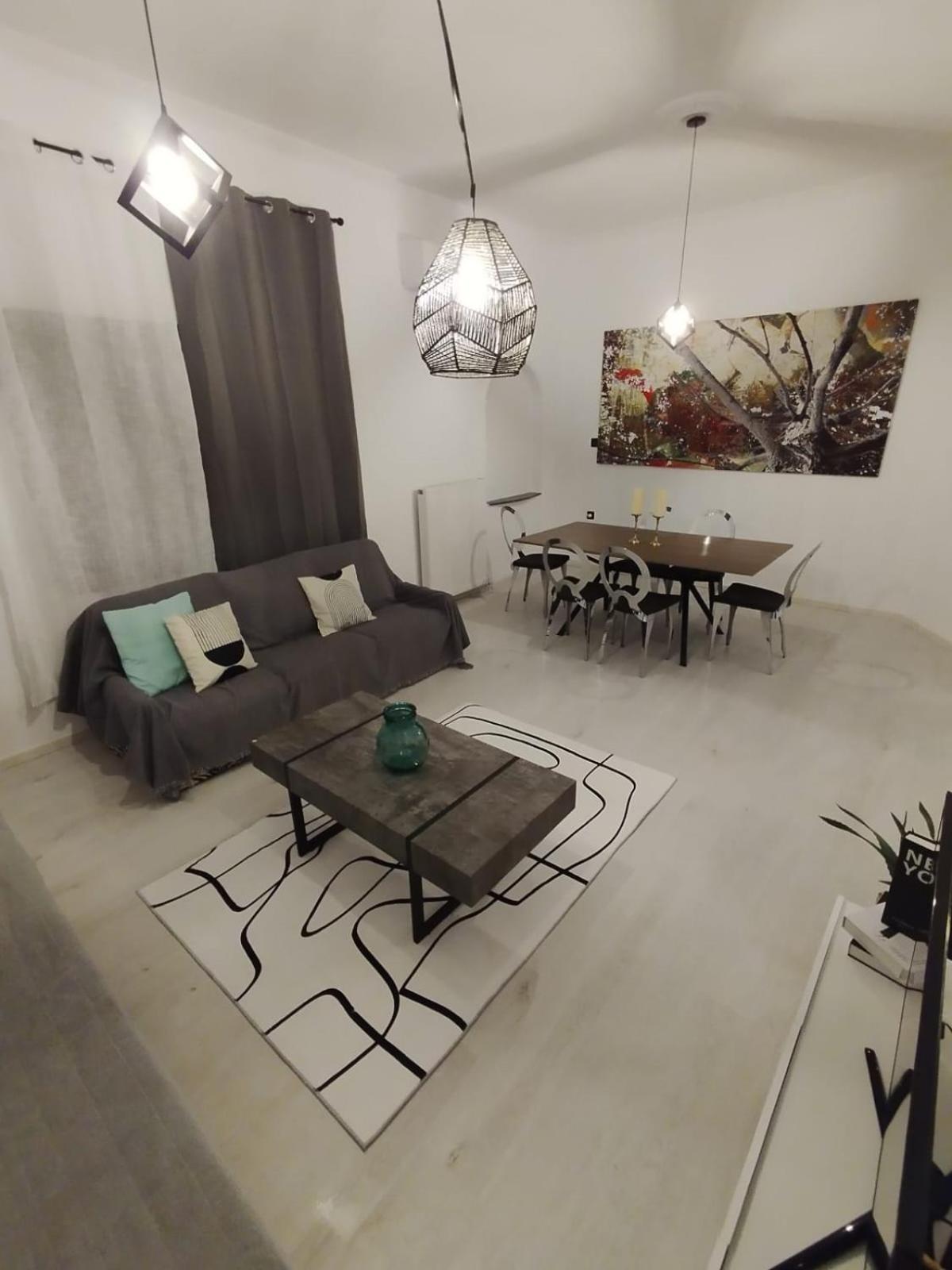 Black N' White Cozy Housegarden Dedeağaç Dış mekan fotoğraf