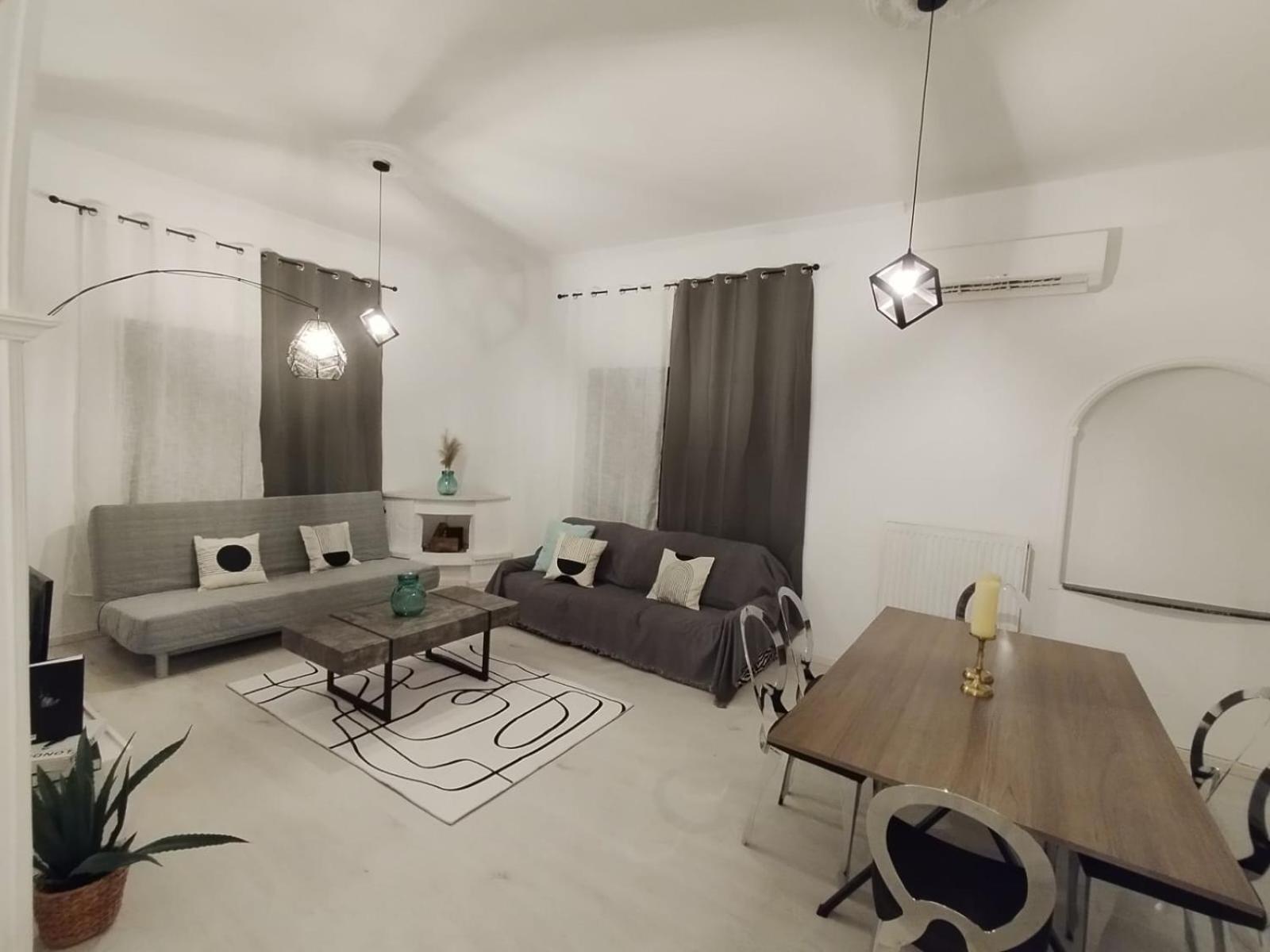 Black N' White Cozy Housegarden Dedeağaç Dış mekan fotoğraf